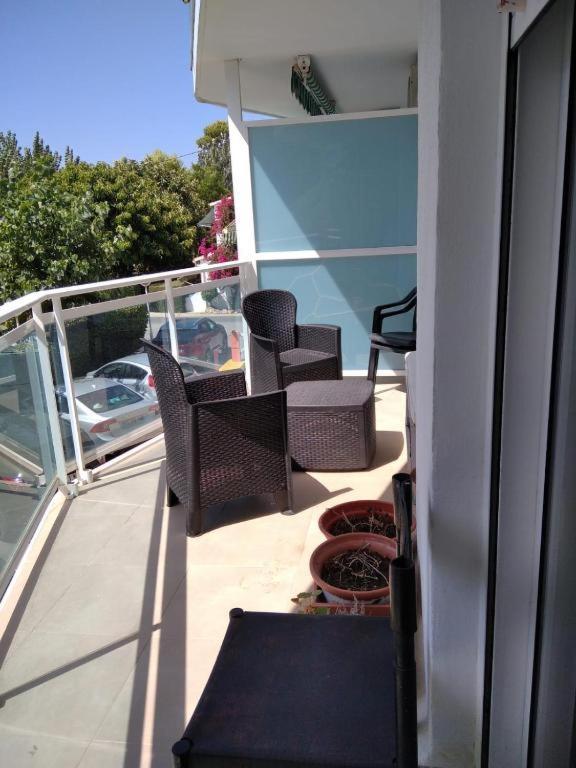 Appartement La Cenia à Dénia Extérieur photo